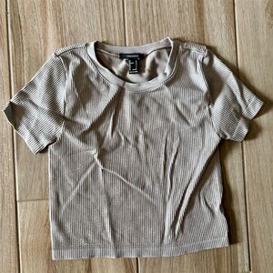 Forever 21 Women's Beige Ribbed Cropped Tee Size L Casual Spring